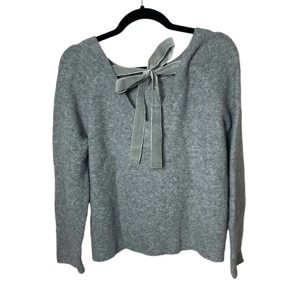 J Crew V Back Velvet Tie Long Sleeve Sweater Gray Size Small